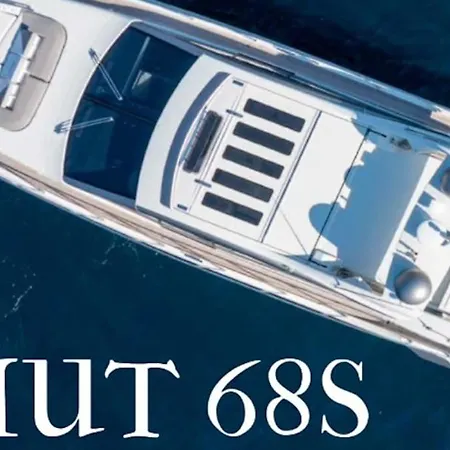 Botel Private Yacht *